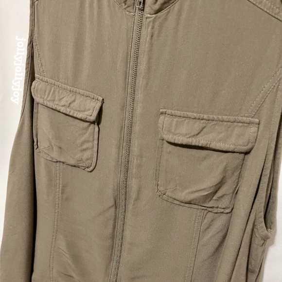 Torrid Studded Military Vest 0X - Picture 4 of 10